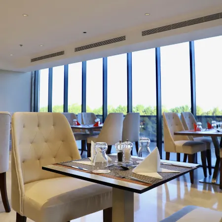 FIVE SEASONS HOTEL