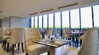 FIVE SEASONS HOTEL Hotel a 
