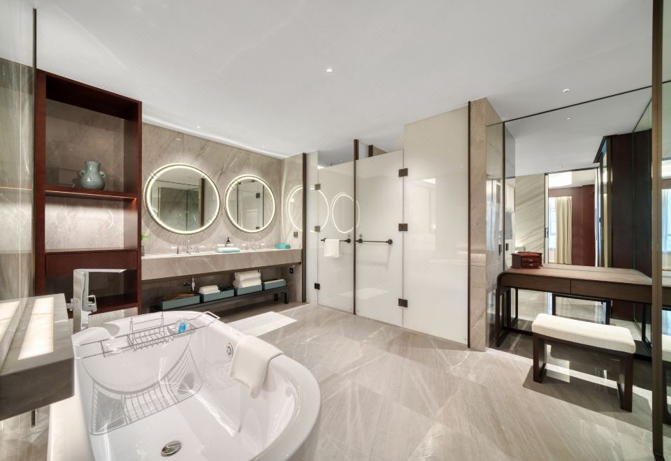 ZhouShan CaiFu HotelExclusive Suite