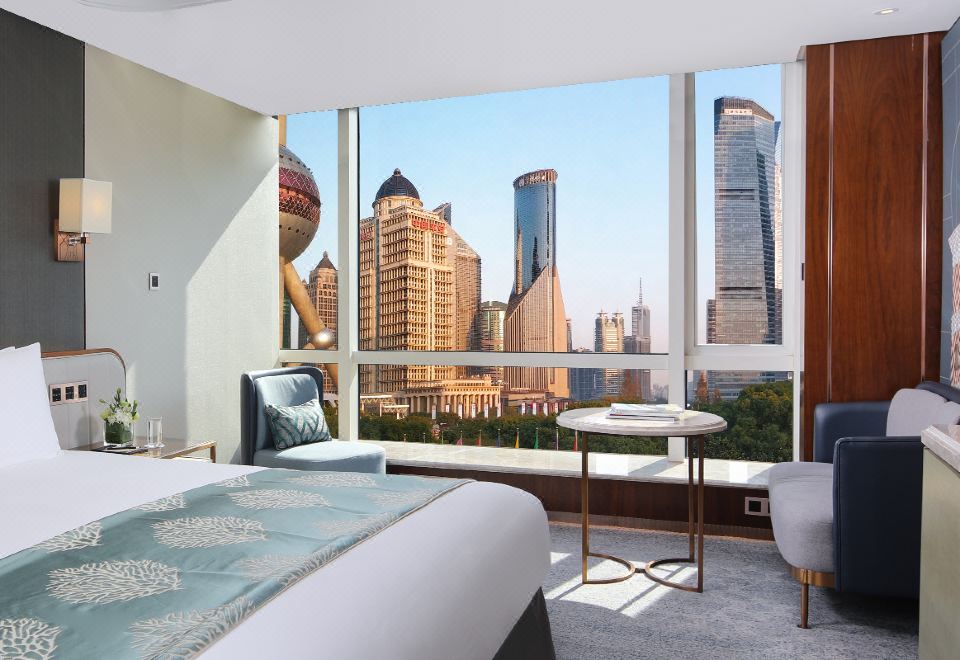 高级园景大床房