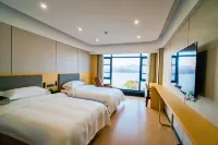 Wuning Baolixiong Hotel (Hubin North Road)