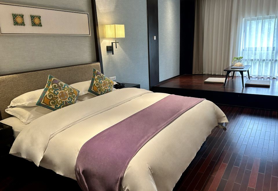 Junting Business Double Bed Room (Chinese Zen Style + Peaceful Night's Sleep)