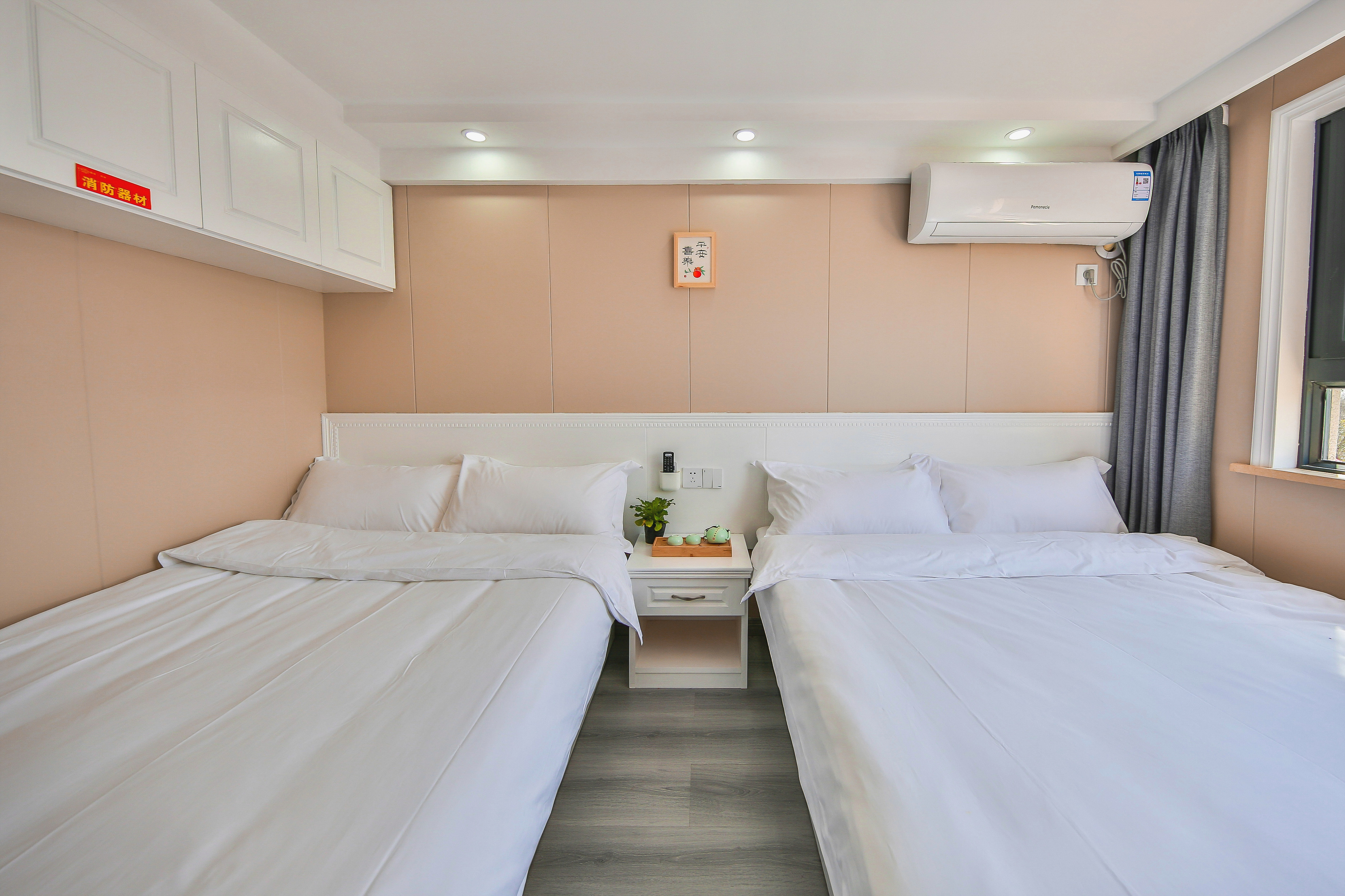 落桥山景双床房