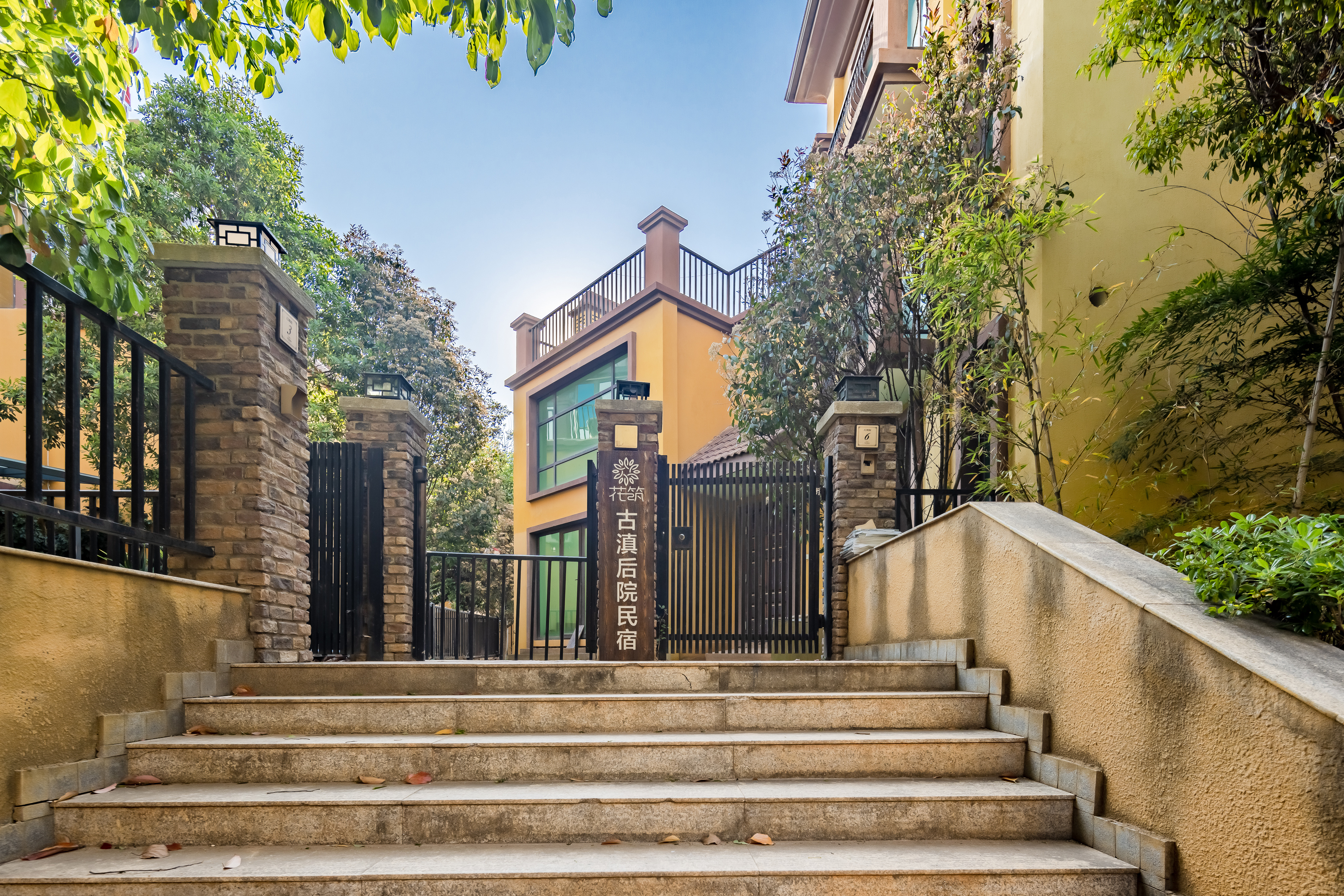 奢华花园别墅整栋（游泳池）