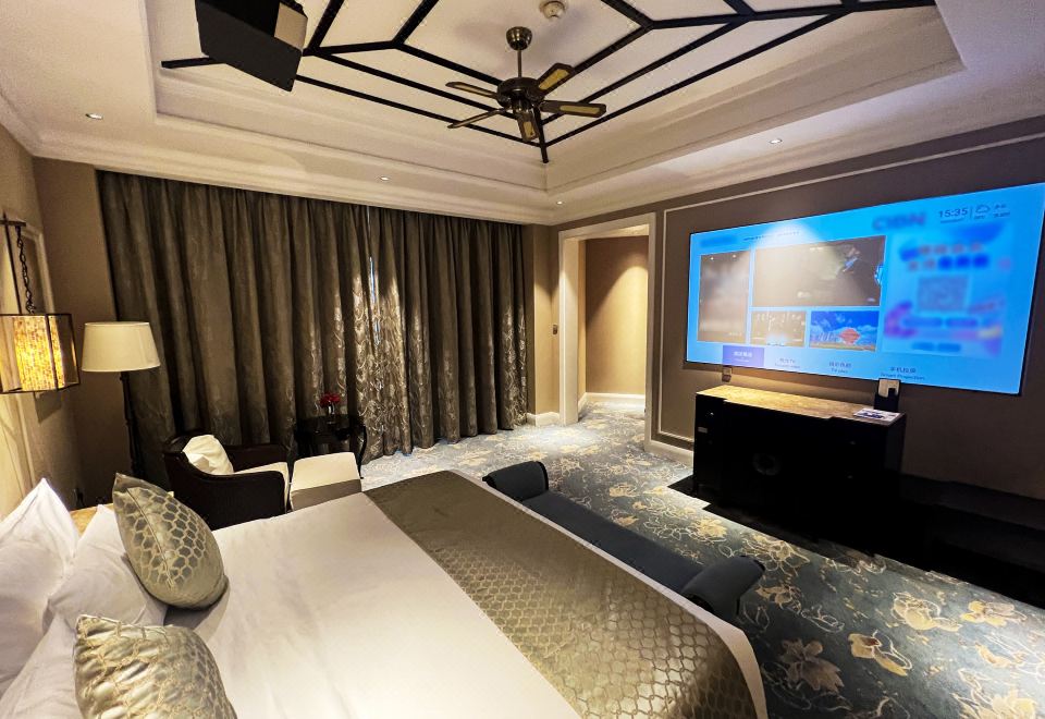 WUXI TAIHU HOTELAudio-Visual Wonderful Garden-View Double Bed Room