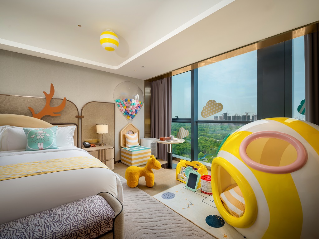 糖果飞屋主题大床房||俏皮鱼嘴+小童玩具+精彩绘本