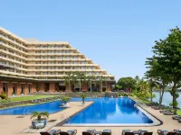 Cinnamon Lakeside Hotels in Colombo