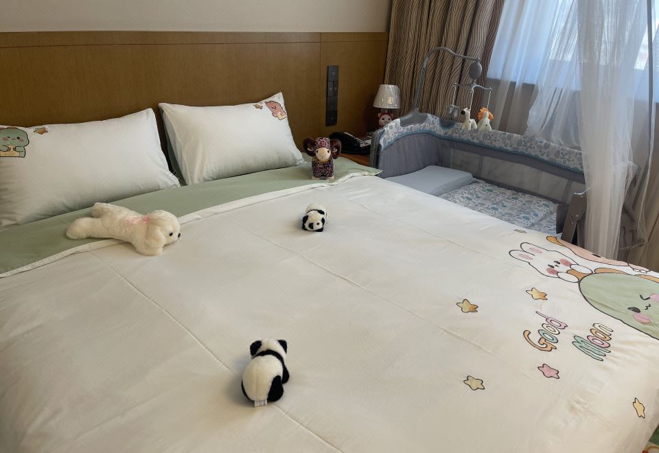 行政家庭亲子房