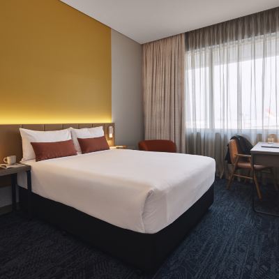 Deluxe King Room Rydges Sydney Airport Promo Code