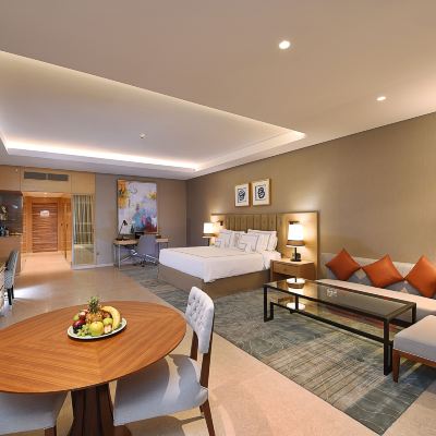 Executive Suite - Complimentary Luxury Transfers To Jumeirah Beach And Mall Of Emirates Grand Cosmopolitan Hotel Promo Code
