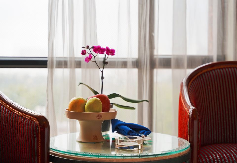 商務湖景雙床房