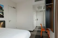 إيزي هوتل أمستردام زاندام