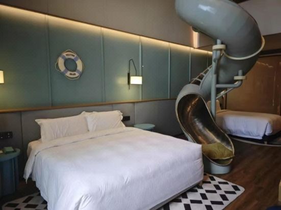 温泉親子複式房（智能客控+MINI吧+天然乳膠枕+私湯）