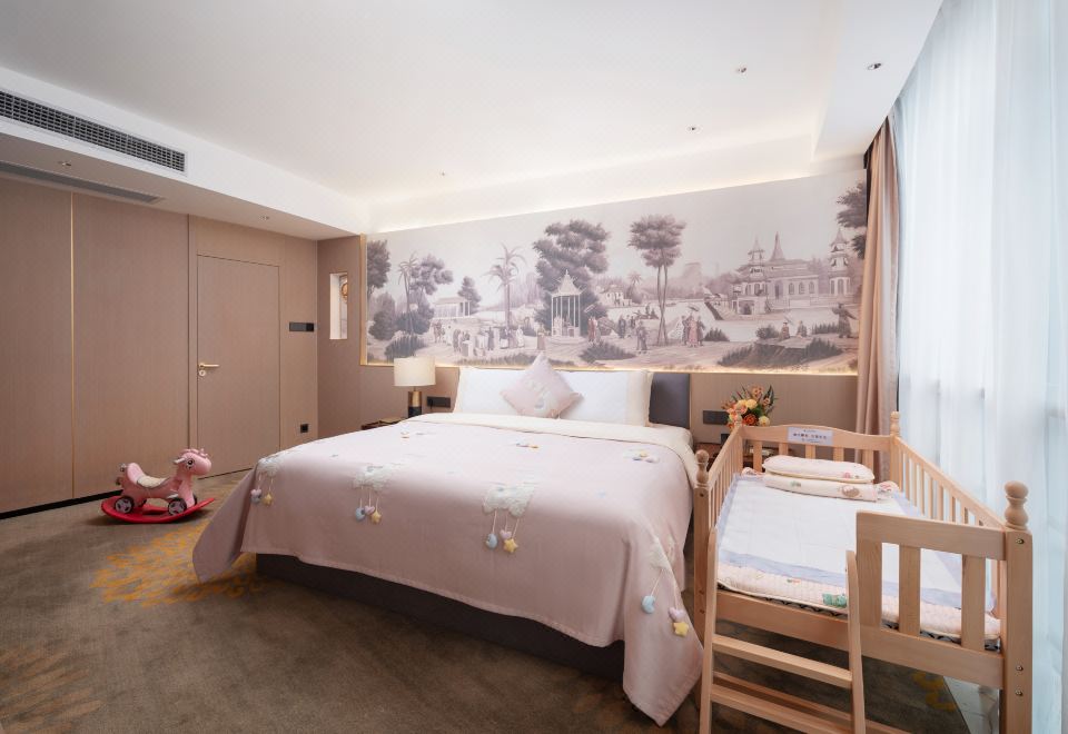 Guangzhou Wogo Yuanbao HotelXiguan Family Double Bed Suite With Children's Bed And Entertainment Facilities