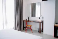 S 2 Modern Boutique Hotel