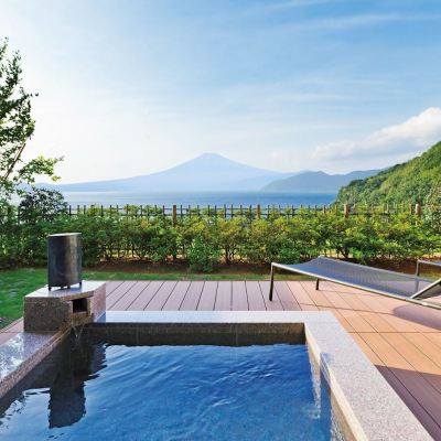 【潮満つ】温泉露天風呂付客室　富士山と美しい駿河湾を一望 世界遺産　富士山を望む宿　富岳群青 クーポン