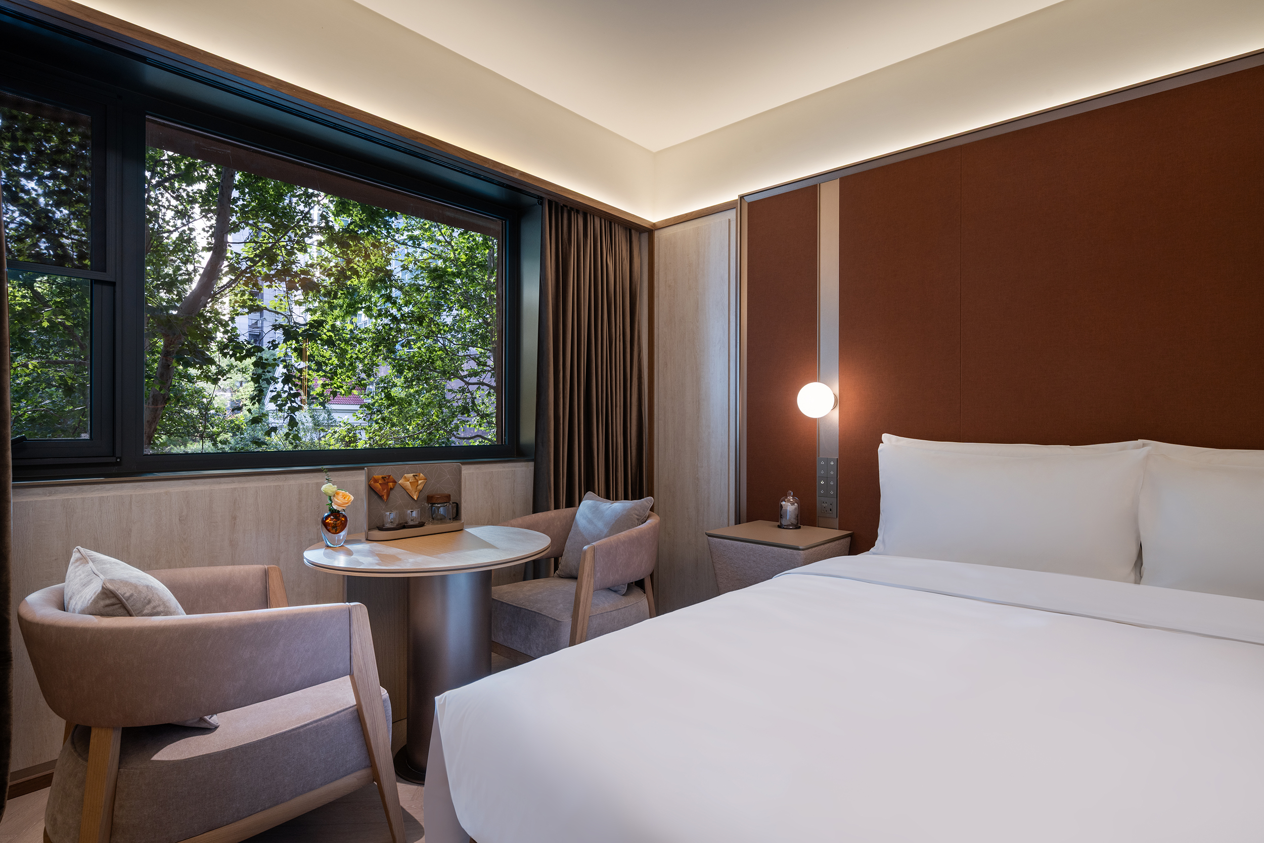 Crystal Orange (Beijing International Trade Jianguomen)大床房（水吧枱，65寸电视投屏，香氛晶石）