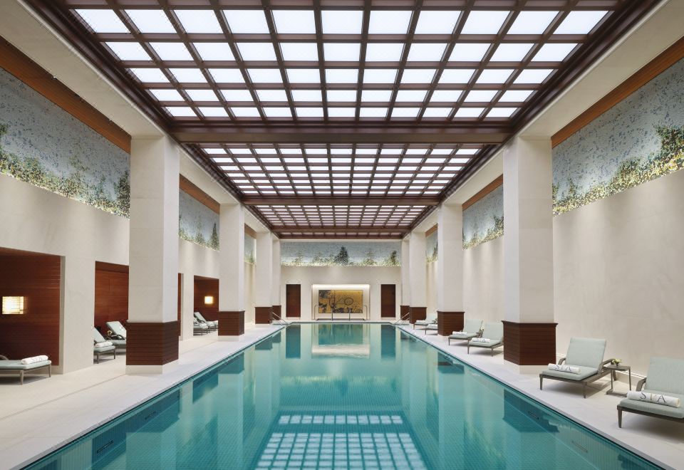 豪华特大床套房