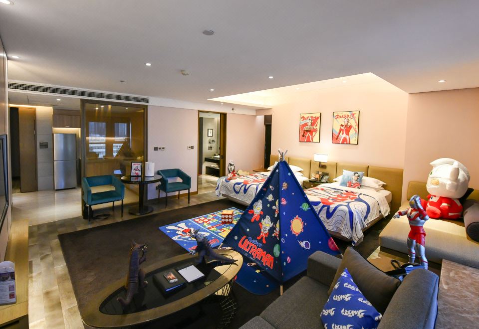 奥特曼亲子主题双床房|超大空间|帐篷|游戏地垫