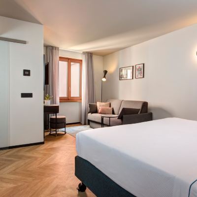 Family Room With Air Conditioner LUGANODANTE Swiss Quality Hotel Promo Code