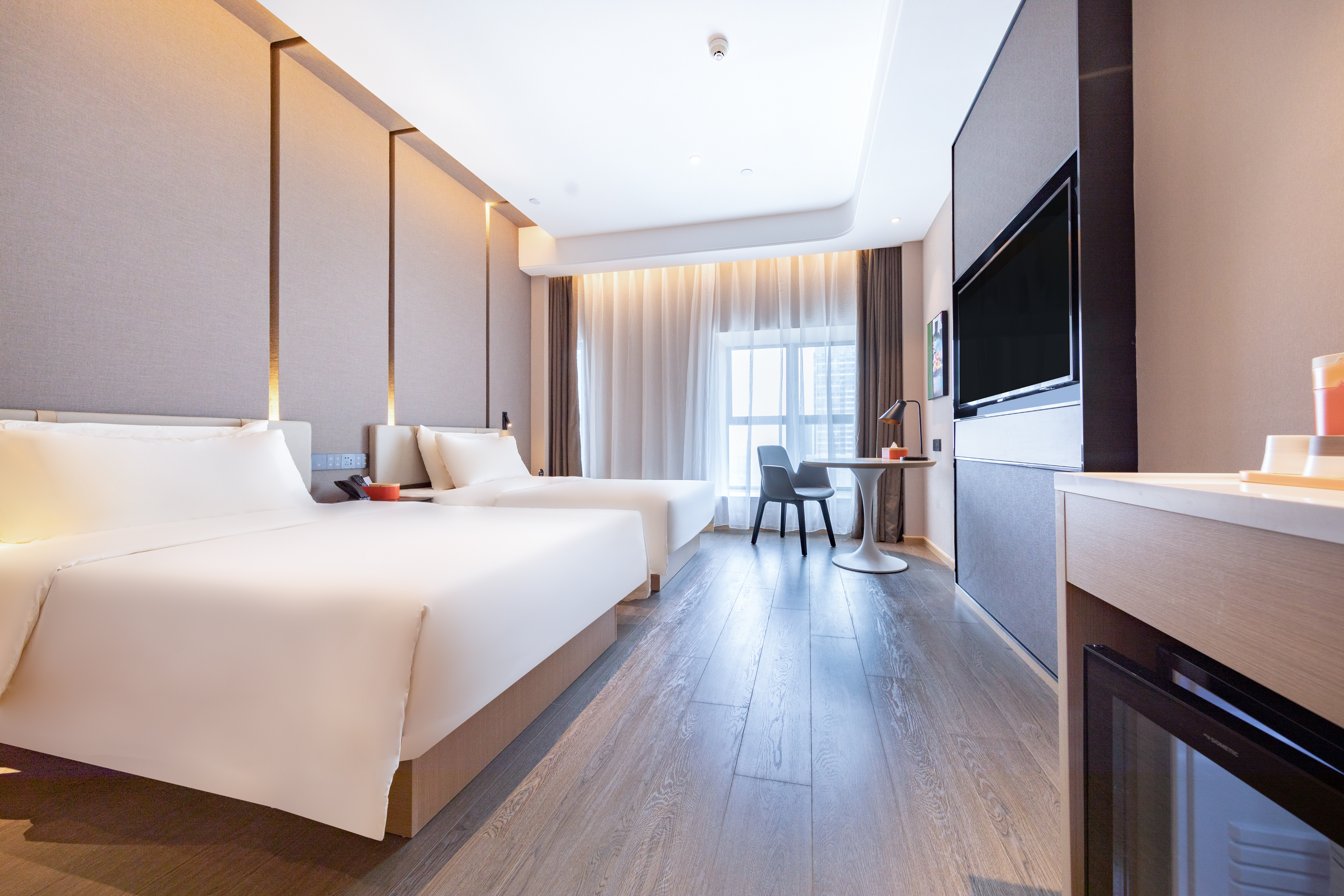 行政双床房（投屏电视+小冰箱+智能马桶）