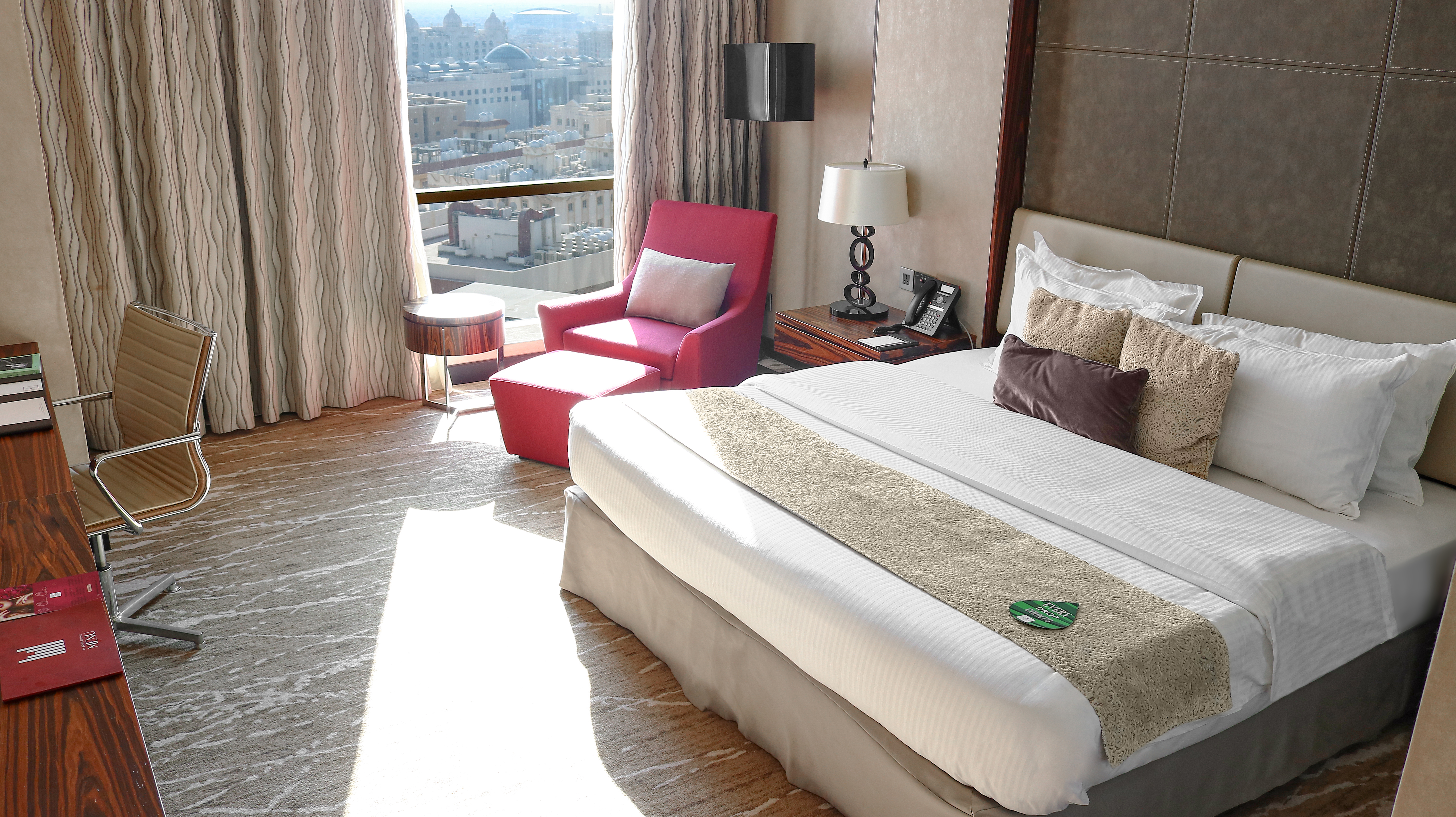 客房（1张特大床，无障碍）