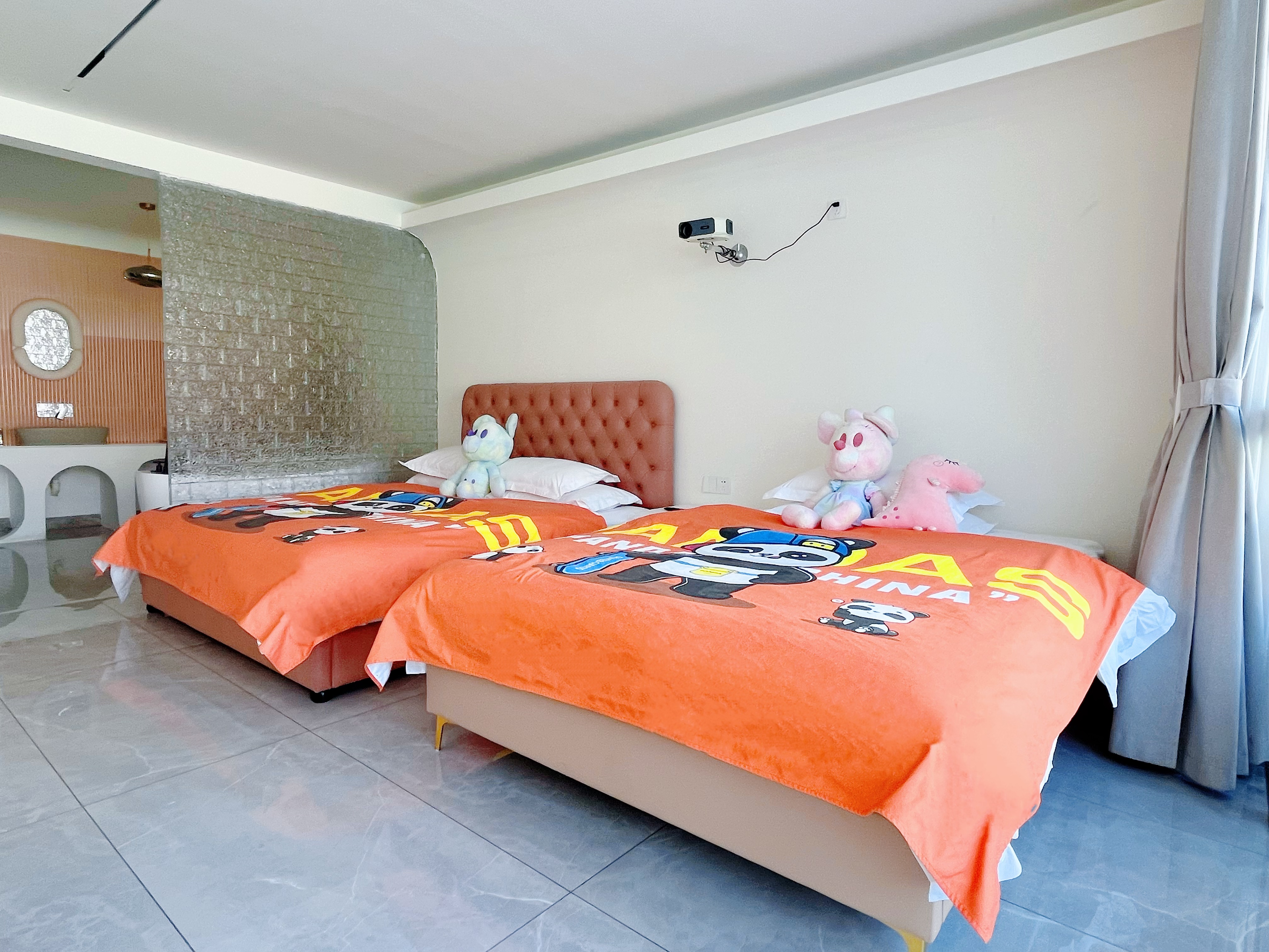 童趣亲子双床房-180度全景（投影+浴缸+智能马桶）