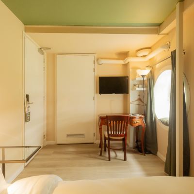 Double Room H2OTEL Rotterdam Promo Code