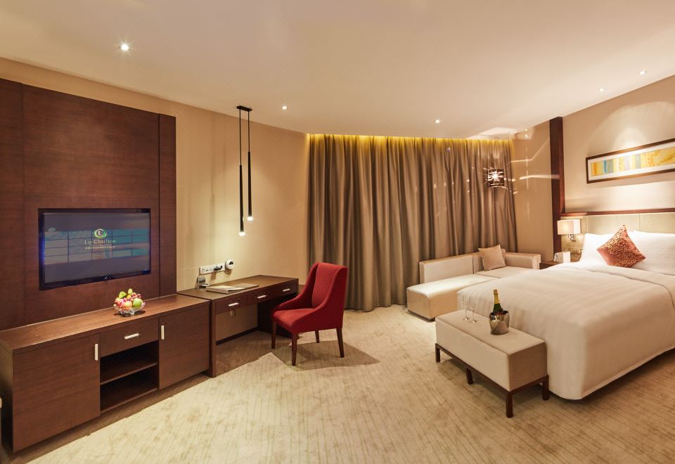 丽雅尊享大床房