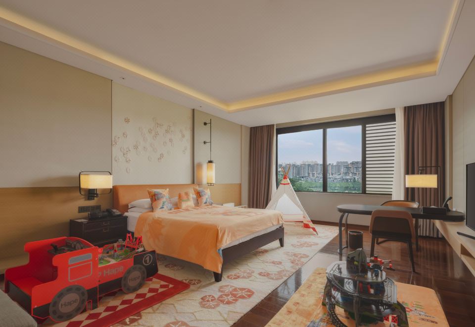 Hyatt Regency Xi'anSilk Road Theme Family Room