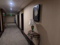 Yunting Hotel (Datong Ancient City Yingbin Street)