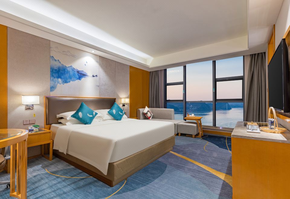 江景彩蛋大床房