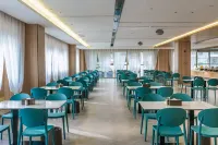 Mile Huanpeng Hotel (Qinglai Park)
