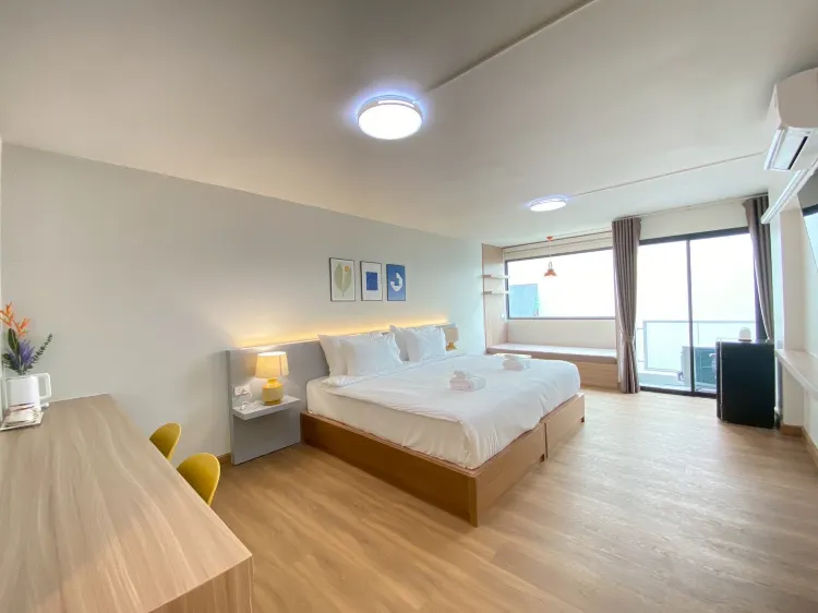 ห้องดีลักส์ เตียงใหญ่