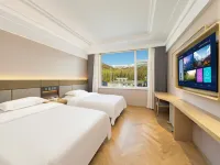 Wutai Mountain Qianmo Hotel (Wanfo Pavilion)