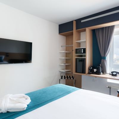 Comfort Room BonHotel Promo Code