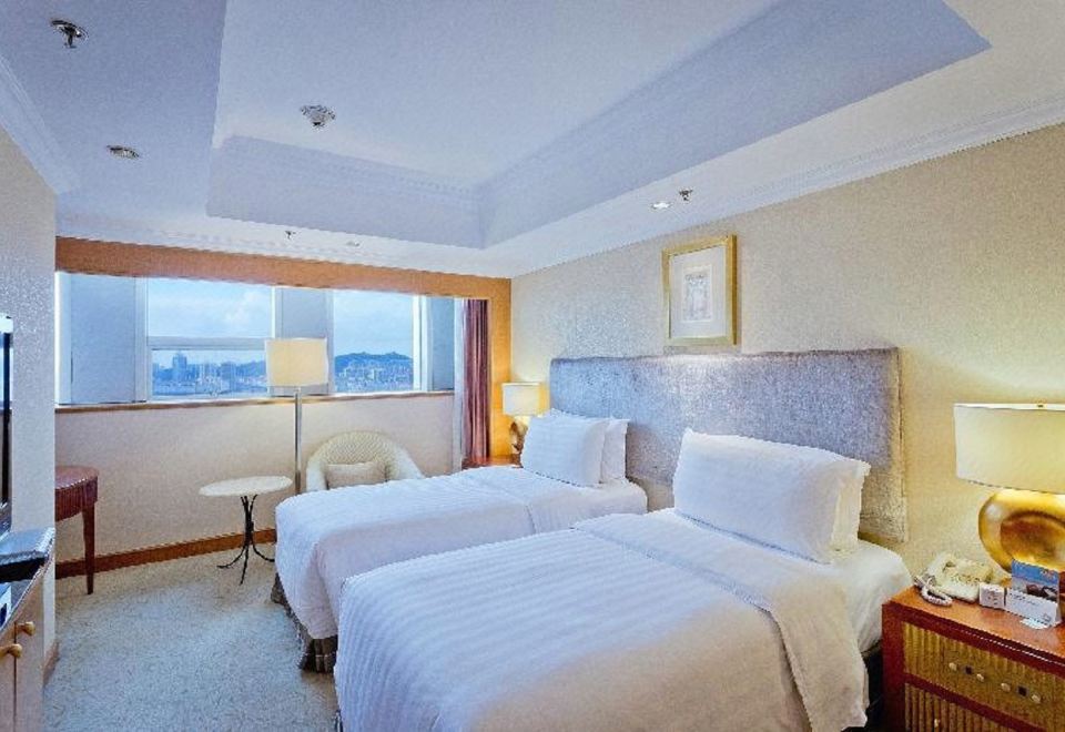 Crowne Plaza QingdaoCrowne Plaza Deluxe Room-Two Beds