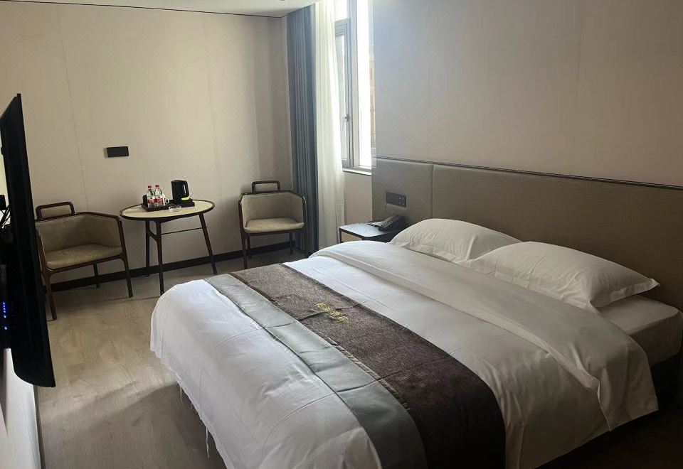 Qian Stream Grand HotelBusiness Queen Room