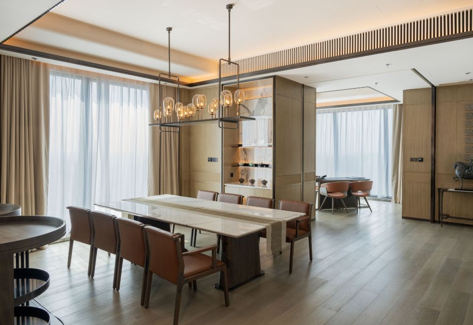 大使套房 | 270°云端顶层视野+尊享超大会客厅+厨房