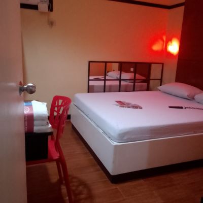 Deluxe Double Room Hotel Sogo San Pedro Laguna Promo Code