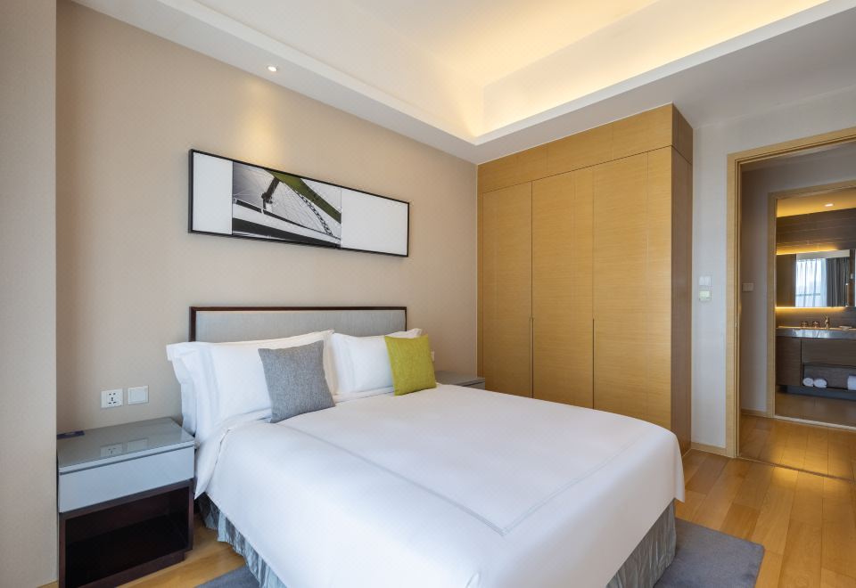 兩室行政房 | 全套廚房設備+雙衞生間+洗衣機