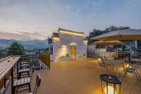 Hongcun Lane Wang·Light Luxury Holiday Homestay (Yuenuma Branch) Hotele w: In Hongcun scenic area
