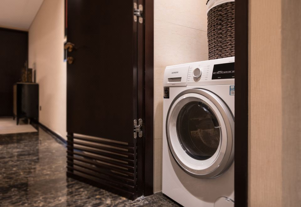 二居室高級套房|景觀雙套房|洗乾衣機|私家蒸氣浴+廚房