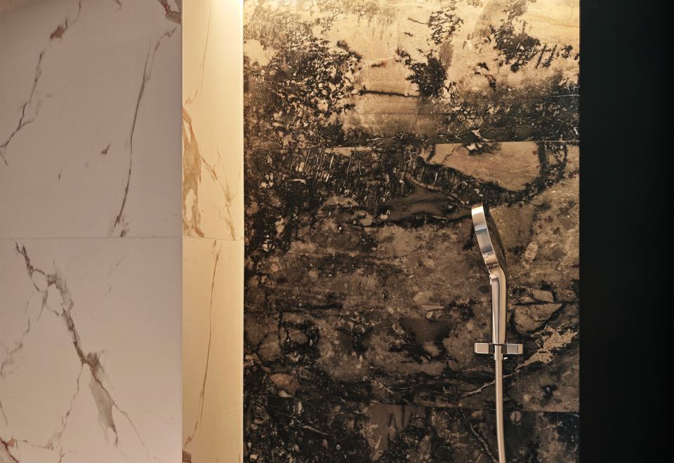 Beijing Oriental Mao HotelElegant Queen Room