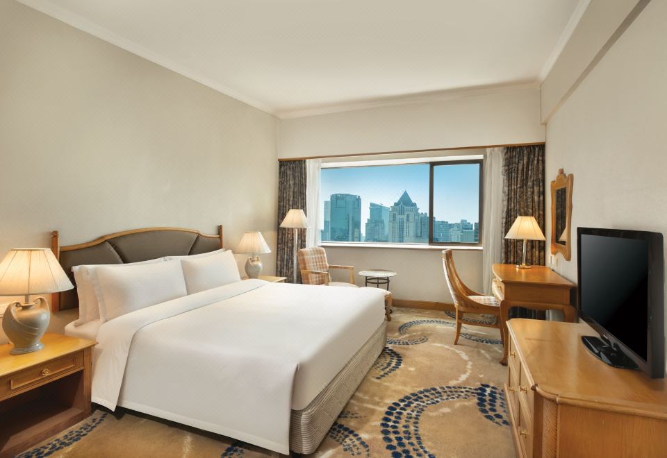 高级房-特大床（低楼层）