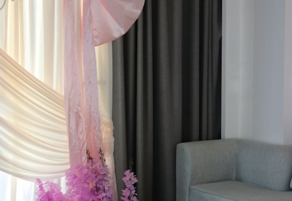 莫奈花海城景大床房