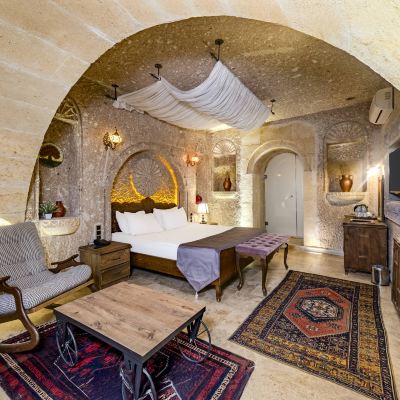 Deluxe Suite Pegas Cave Suites Promo Code