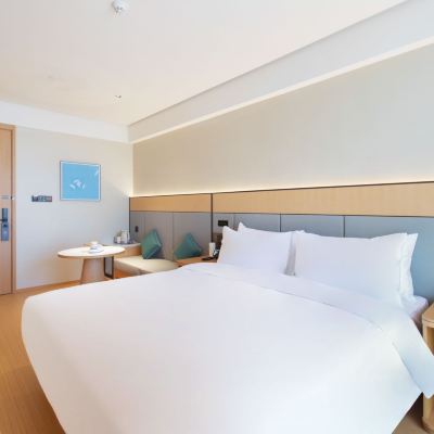 高級大床房[M3記憶枕+智能馬桶] 全季飯店（武漢光谷六路地鐵站店）優惠