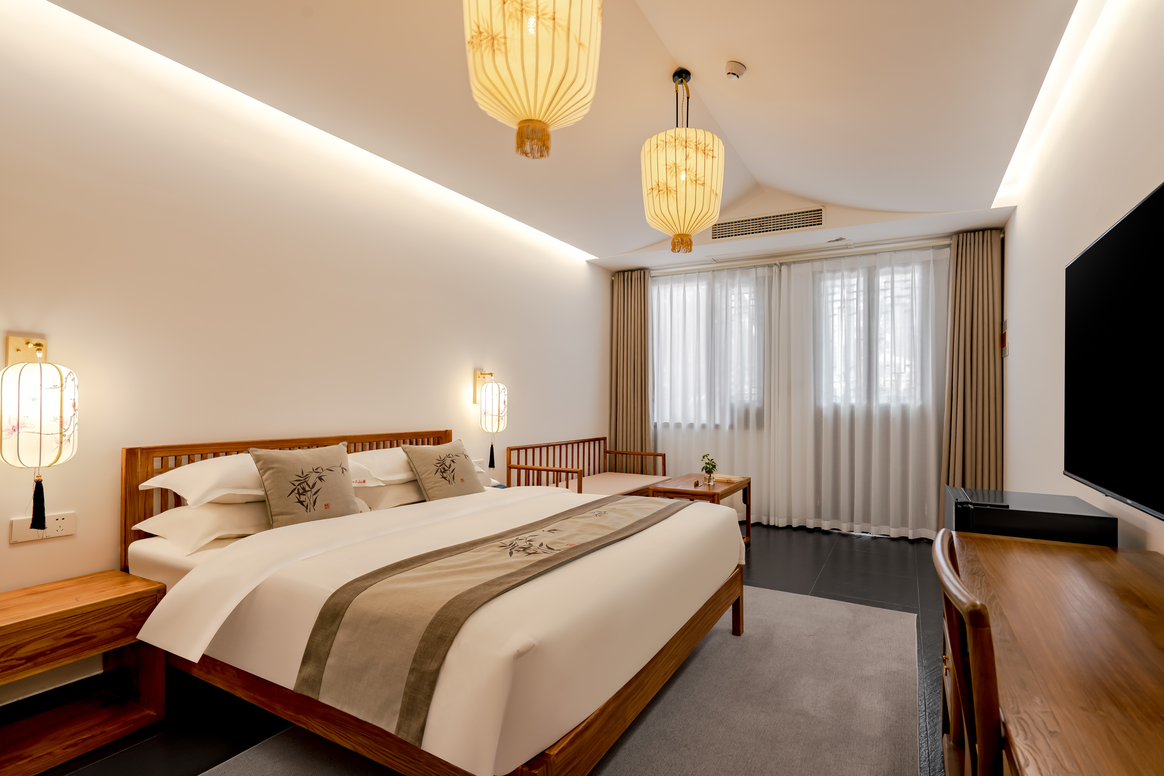 半溪·大床房（全屋暖气+豪华浴缸+戴森吹风机）