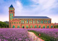Longkou Nanshan Castle Hotel